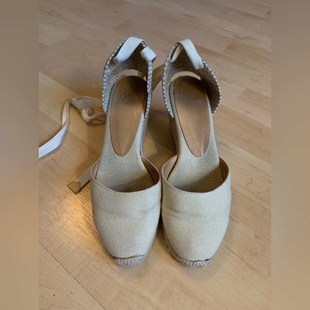 Castaner Cream Espadrille Wedges